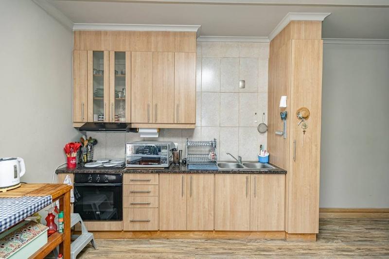 1 Bedroom Property for Sale in Bellair Western Cape
